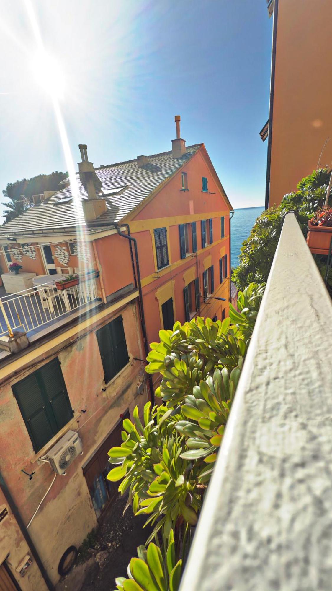 Dalla Spiaggetta A Quinto Genova Esterno foto